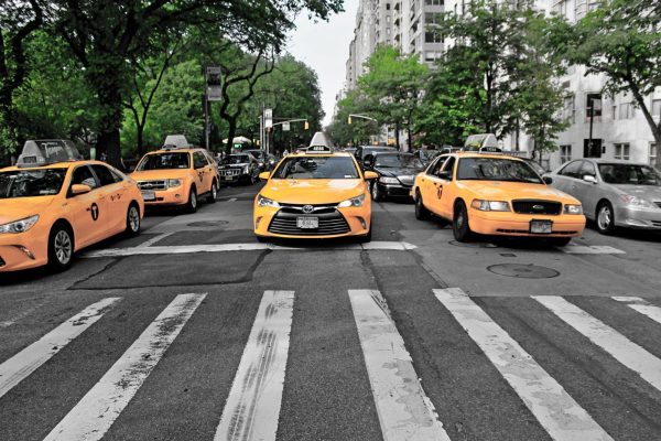 Các dòng xe taxi du lịch đi tỉnh bạn cần biết 