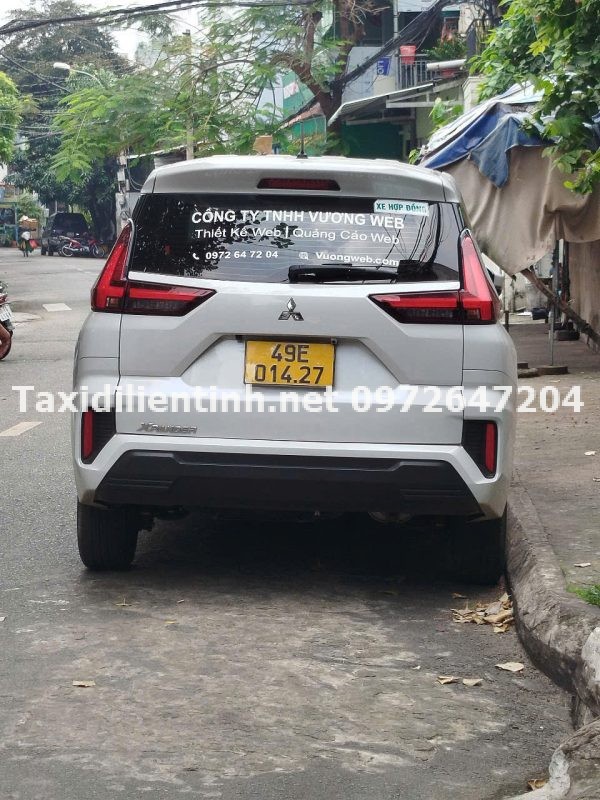 Xe 7 chổ taxi đi liên tỉnh có tài